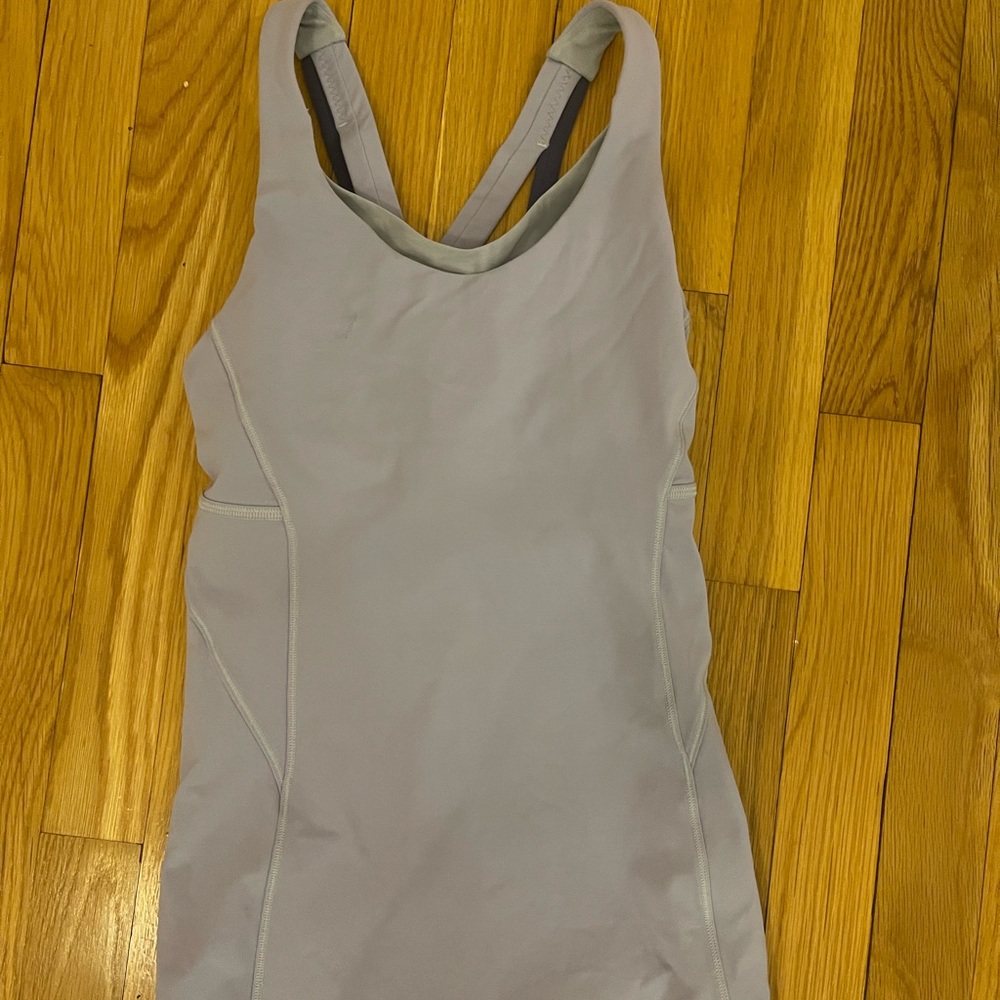 NEVER WORN